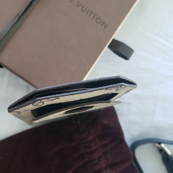 NWOT Authentic Louis Vuitton X Chapman Brothers Savane Elephant Luggage Tag - Picture 8 of 12